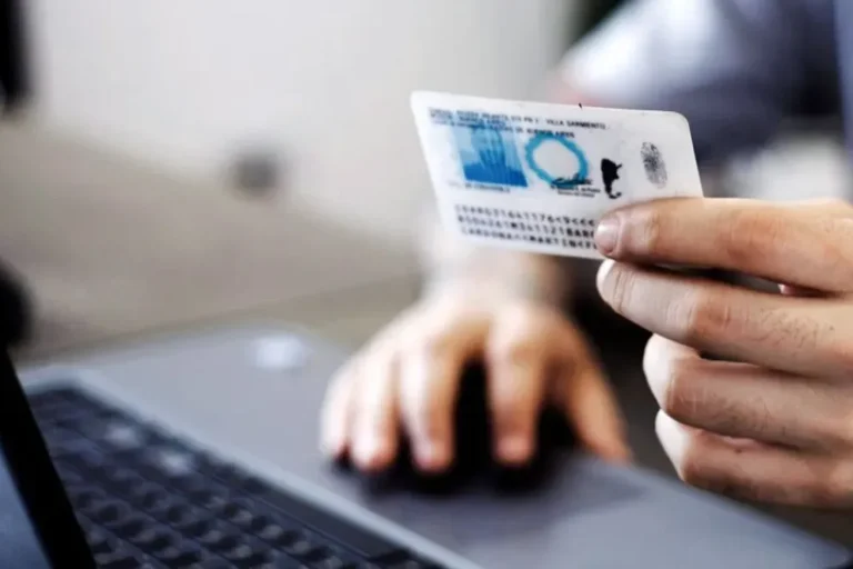 Distribuyen más de 500 documentos de identidad en Neuquén capital