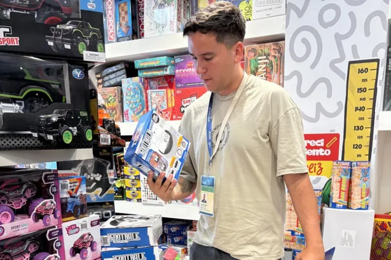 Controlan sellos de seguridad en juguetes y productos nacionales e importados