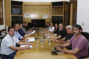 El Gobierno presentó una nueva oferta salarial a ATEN