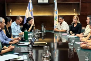 El gobierno provincial se reunió con ATE y se levantaron las medidas de fuerza