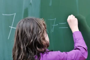 Neuquén y Entre Ríos cooperarán para proteger derechos alimentarios de niños y adultos mayores